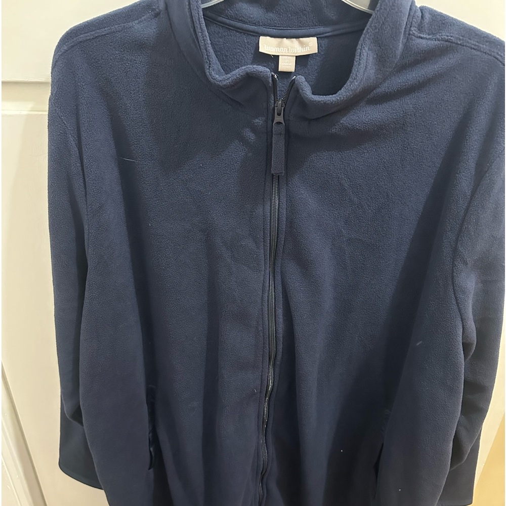 NWOT navy Woman Within zip front fleece jacket with pockets. Sz 3x
